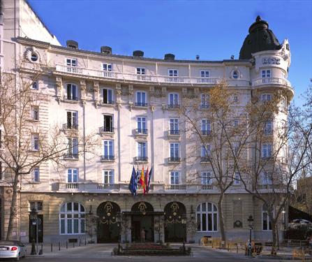 Отель Ritz в Мадриде перекупили