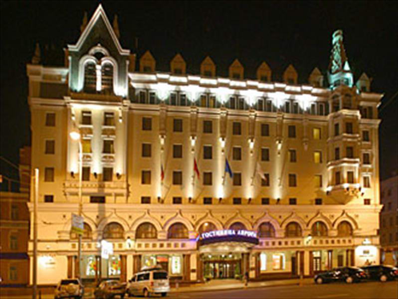 Эвакуация гостей из отеля Marriott в Москве