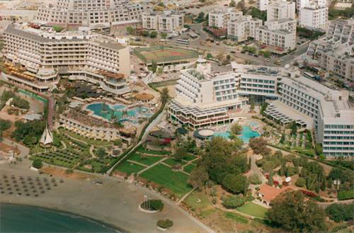 Кипр: у туроператоров появился «черный список» отелей