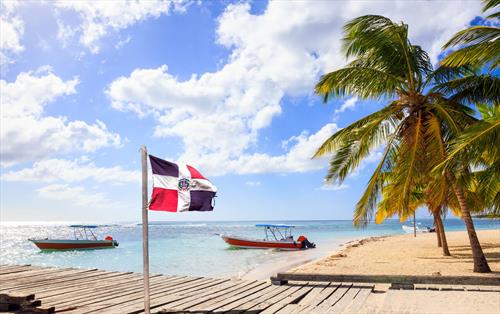 Конгрессмен требует признать поездки в Доминиканскую Республику рискованными