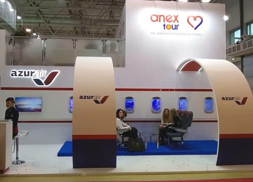 Azur Air заставил петербуржцев 12 часов куковать в «Пулково»