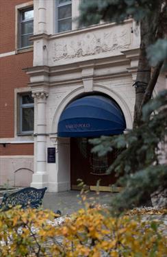 Некоторые двери не так просто закрыть