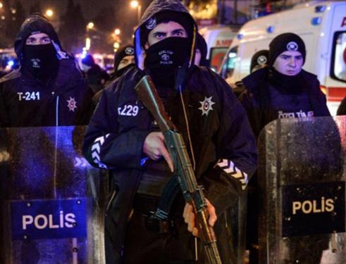 В Стамбуле идет облава на террориста